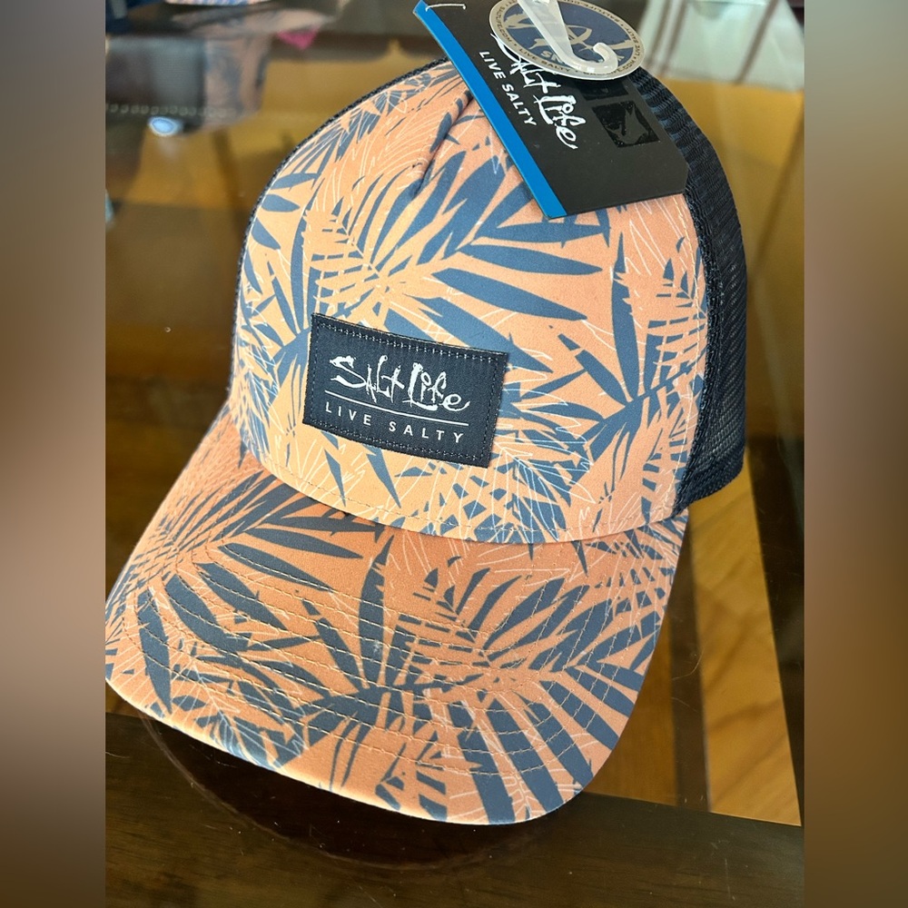Salt Life Live Salty Men’s Baseball Cap Hat NWT Mesh Orange Navy